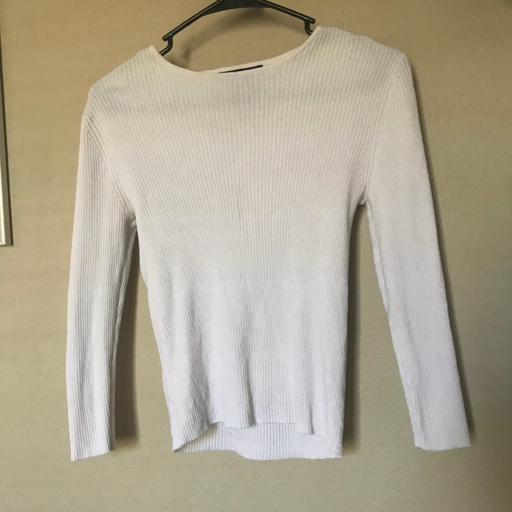 Basic white long sleeve top